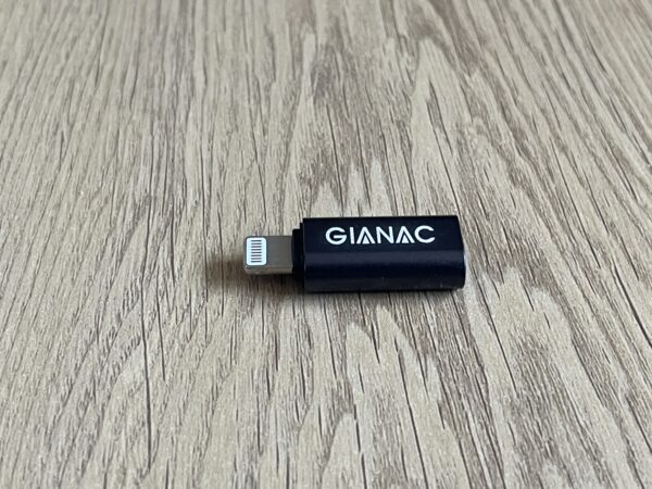 USB C - ライトニングアダプタ