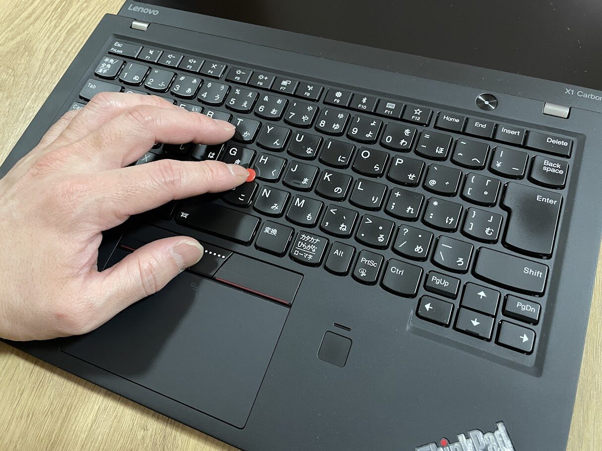 ThinkPadのキーボードとトラックポイント