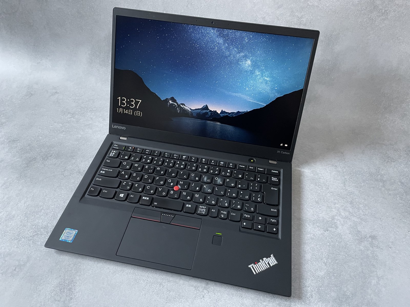 ジャンクワールドで購入したLenovo ThinkPad X1 Carbon 6th Genの外観